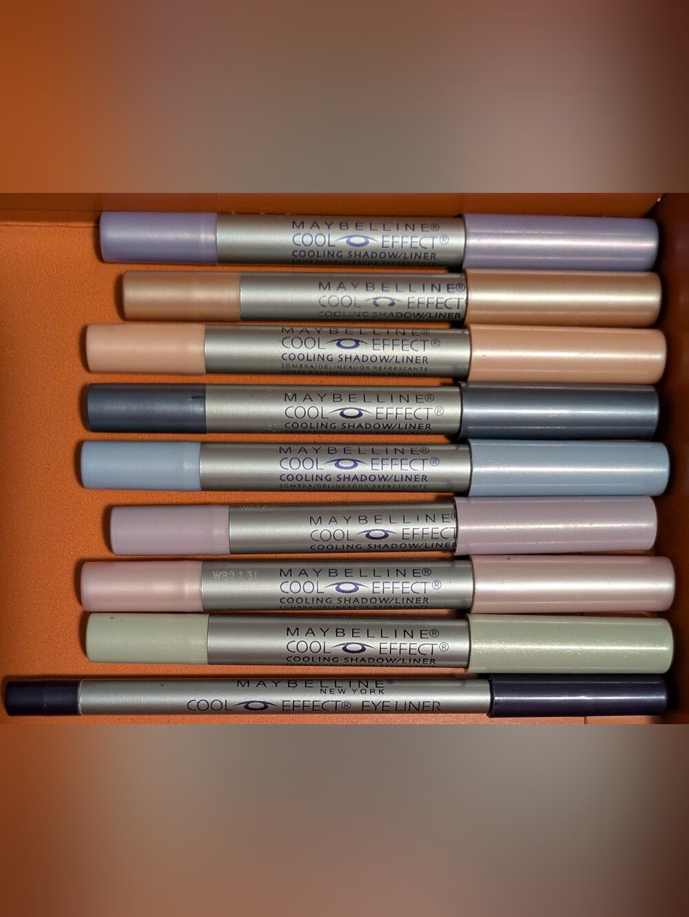 Maybelline Cool Effects Cooling Shadow & Liner